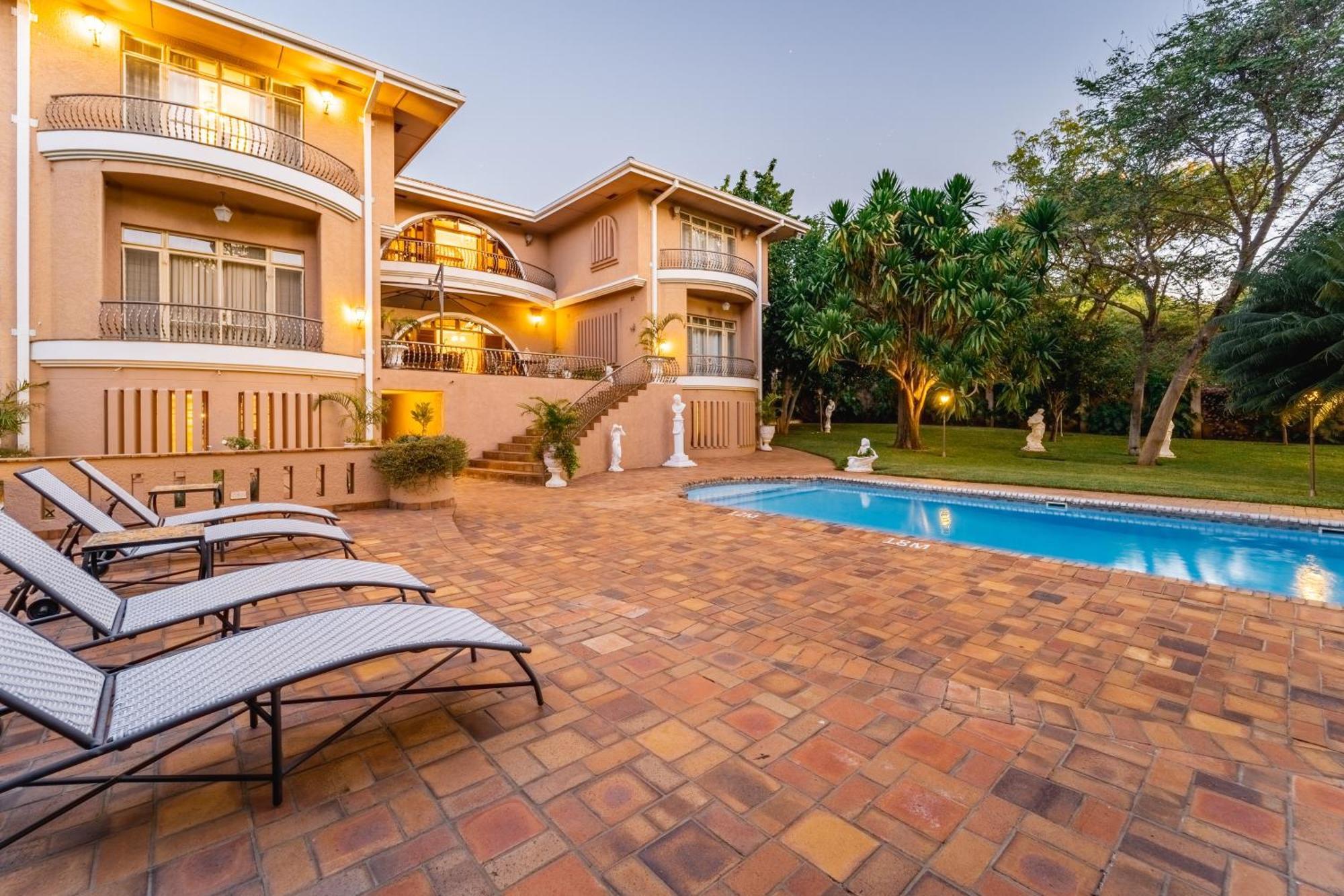 The Victorian Manor Bed & Breakfast Victoria Falls Dış mekan fotoğraf