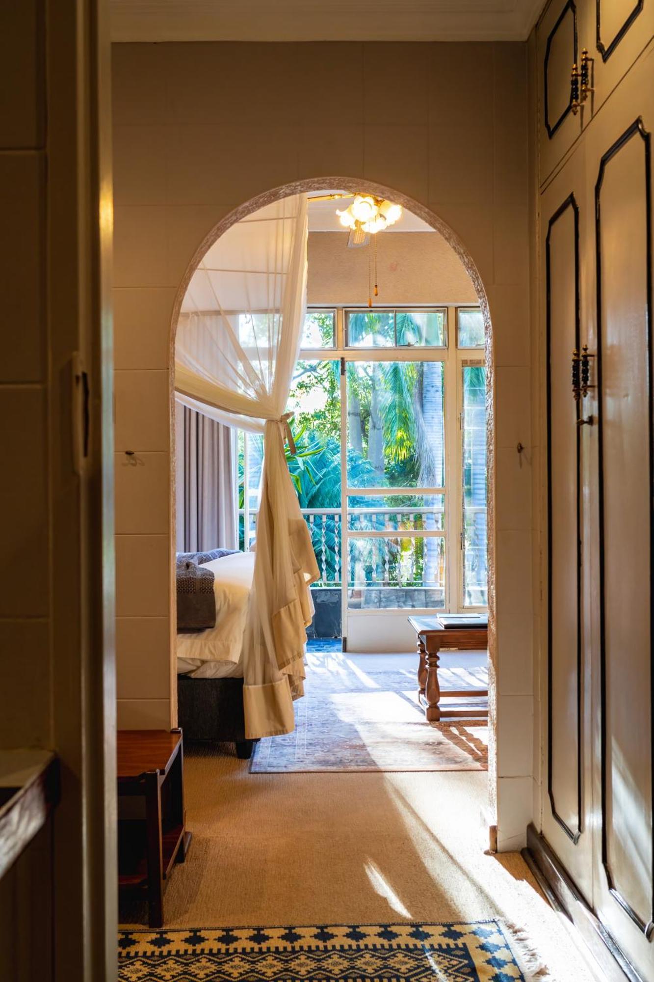 The Victorian Manor Bed & Breakfast Victoria Falls Dış mekan fotoğraf