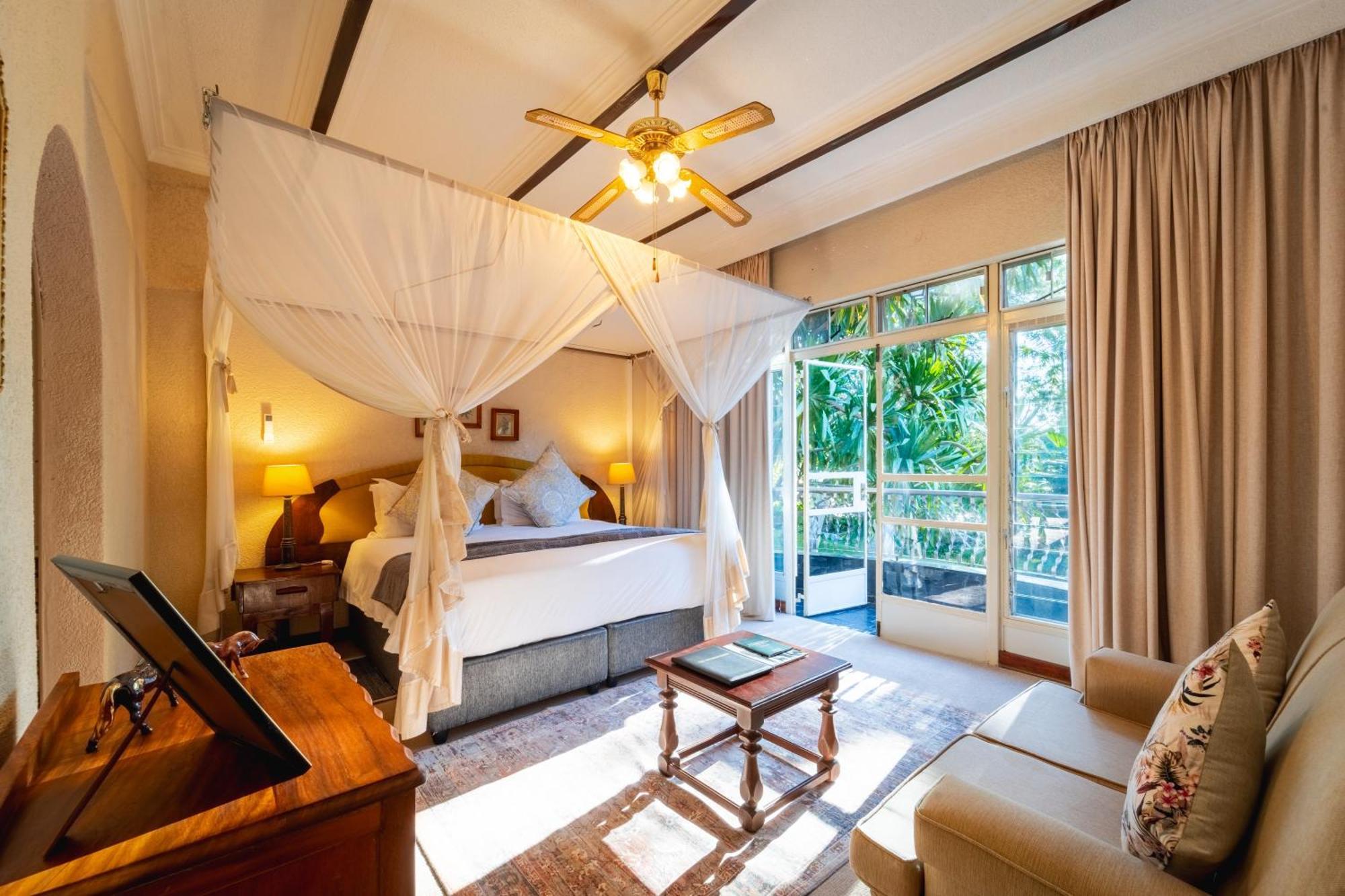 The Victorian Manor Bed & Breakfast Victoria Falls Dış mekan fotoğraf